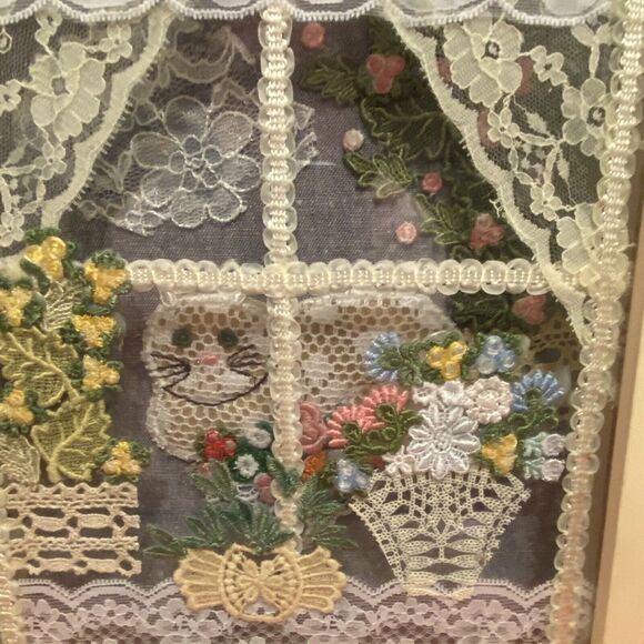 Enesco 1984 Framed Picture Art Cat Window Lace 11 1/4" X 8 3/4" X 1 1/2" Vintage - Picture 3 of 9